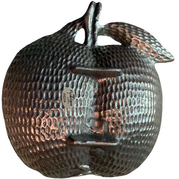 Vintage Paradigm Silverplated Apple Shaped Divided dish , Made in India - Picture 2 of 3
